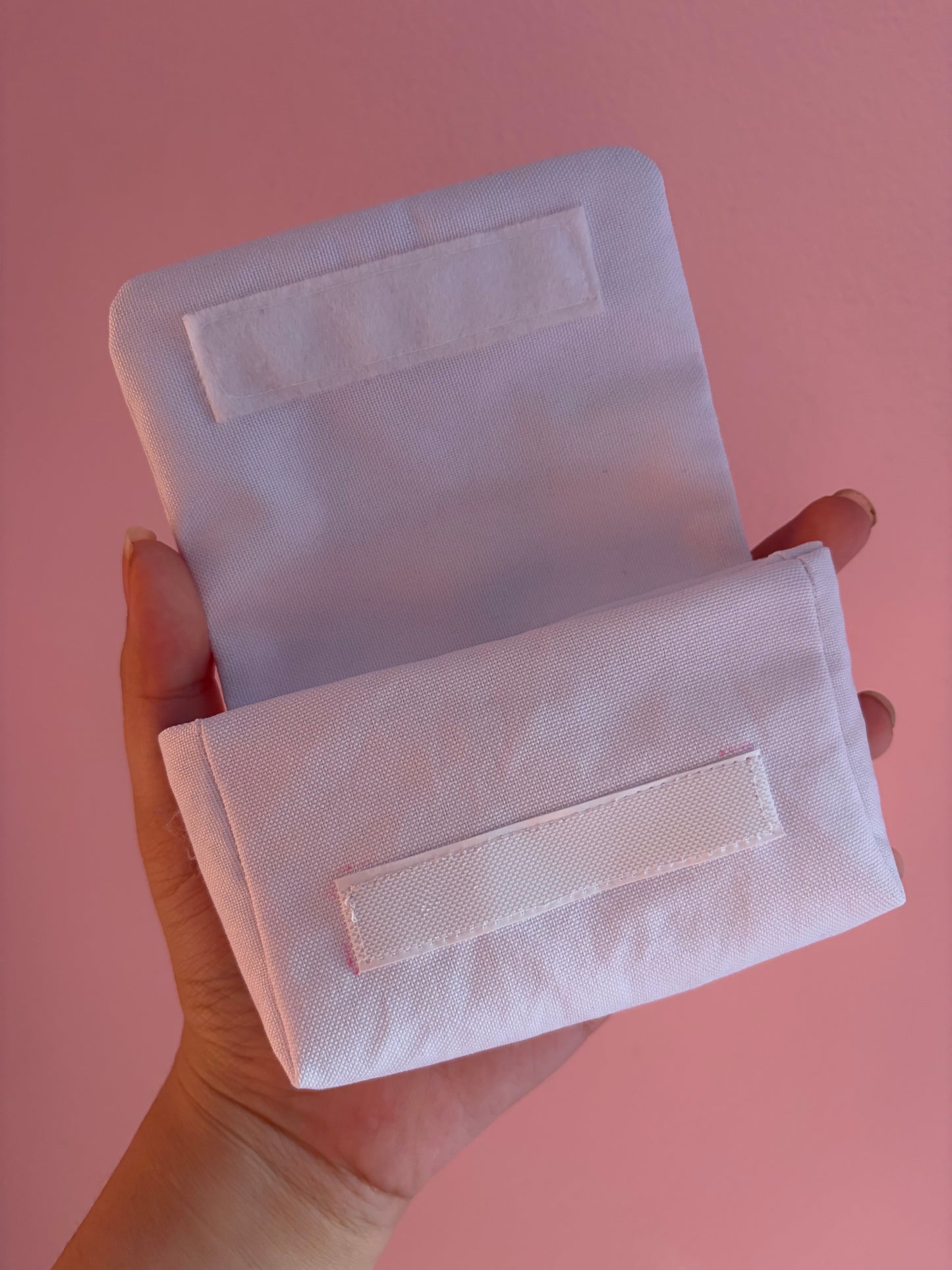zendaya challengers camera pouch